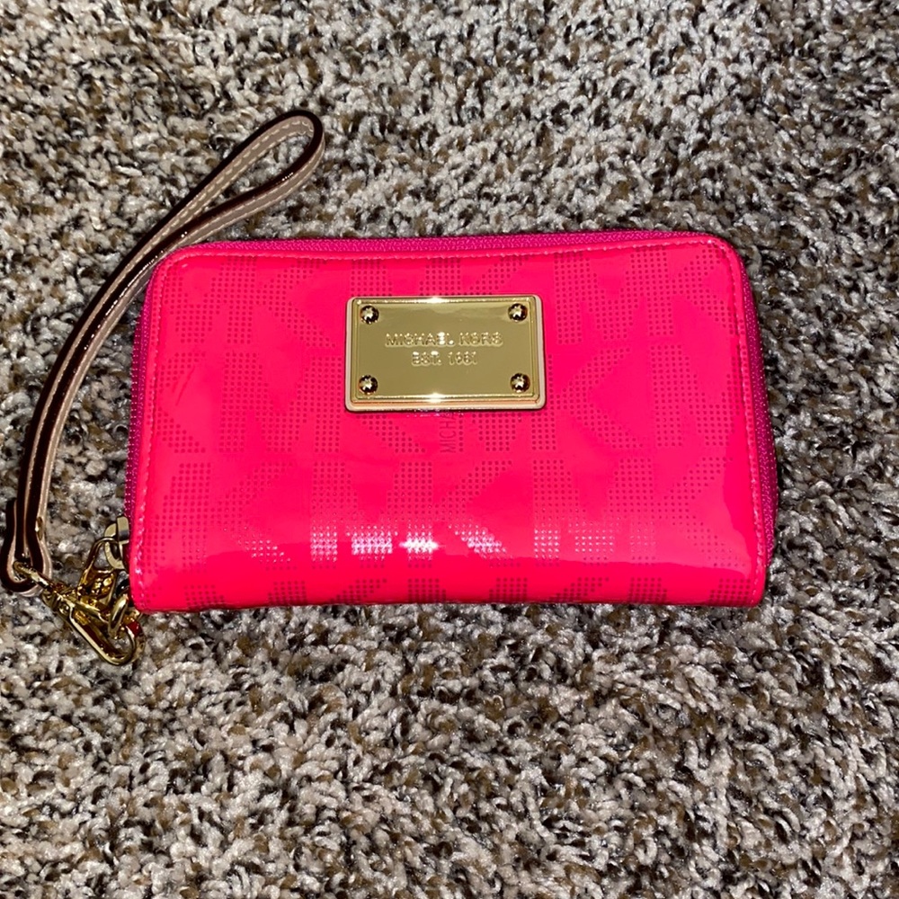 Michael Kors Wristlet